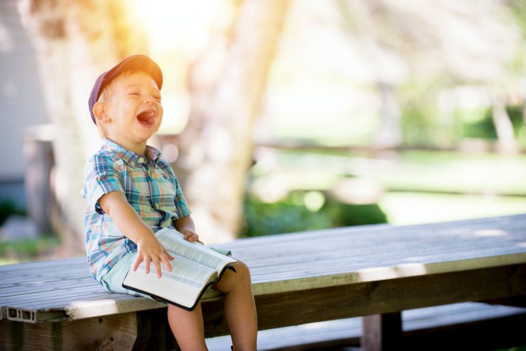 סוד הצחוק ביהדות – איך הצחוק משפיע על חיינו,רפואה ועוד